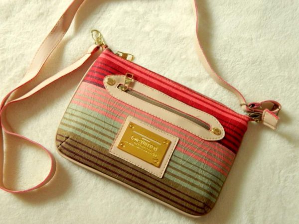 Bolsa tira colo da Louis Viuton